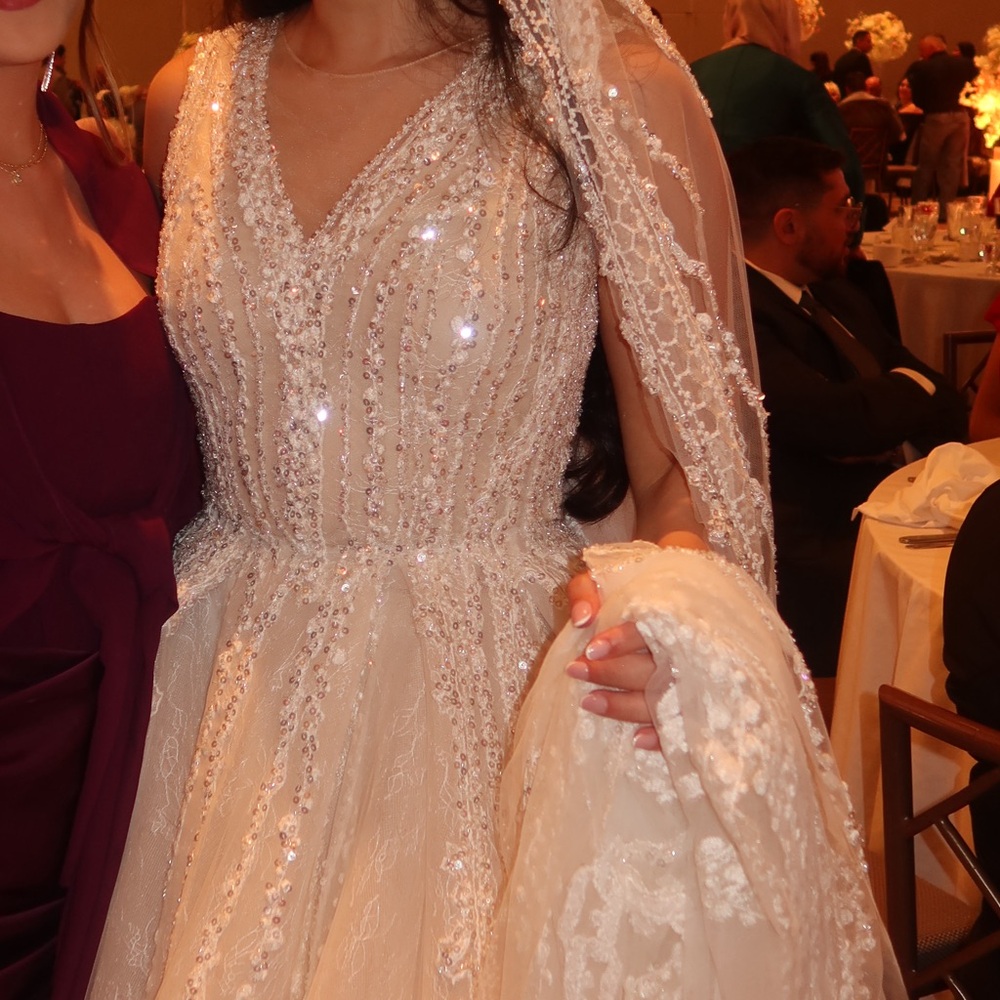 Elegant Cream Wedding Dress